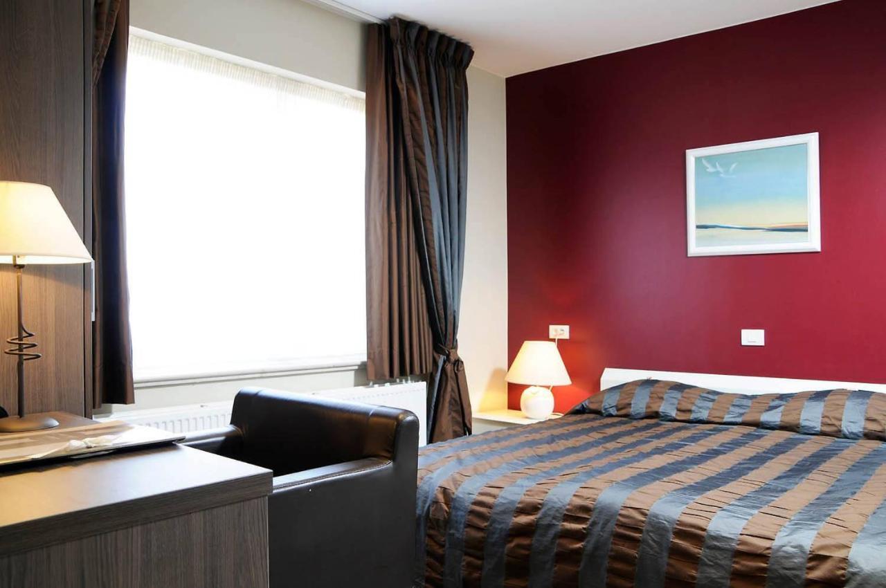 Hotel Salons De Vrede Ichtegem Номер фото